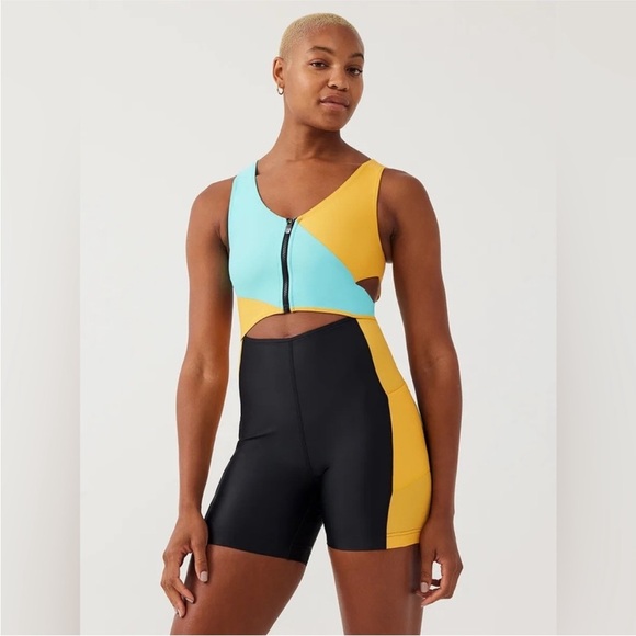NWT Outdoor Voices SplashKnit 6" Bodysuit XS Colorblock Black, Teal, and Yellow - Picture 3 of 12